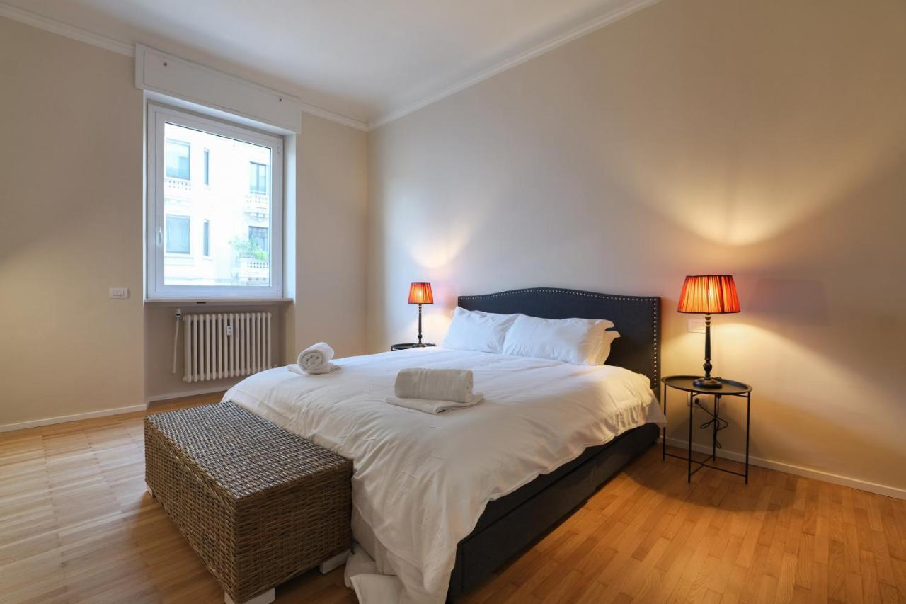 Luxury San Babila Apartment Milano Esterno foto