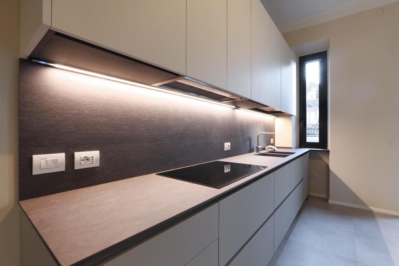 Luxury San Babila Apartment Milano Esterno foto